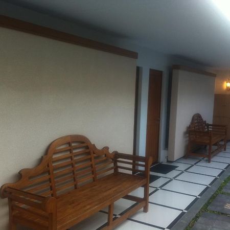 Panca Dewi Guest House يوغياكارتا المظهر الخارجي الصورة